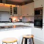 Luxury Studio Apartment - Belfast - Dundonald